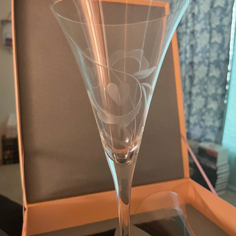 Beautiful and Romantic Crystal Champagne Flutes